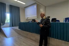 Incontro con l'unità cinofila della Guardia di Finanza